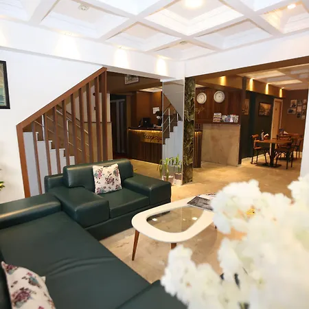 Senyor Garden 3*