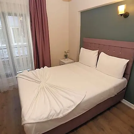 Senyor Garden 3*