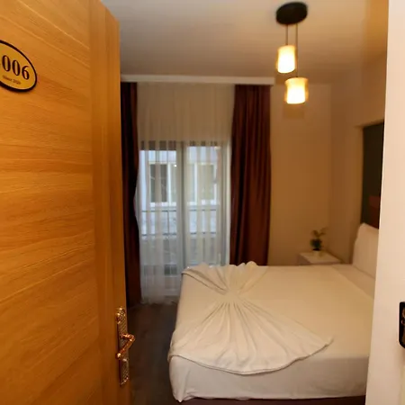 Senyor Garden Hotel 3*