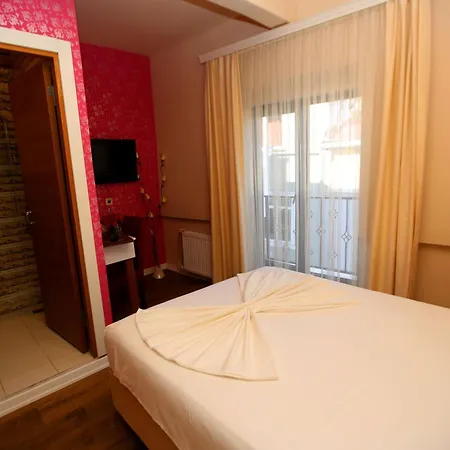 Senyor Garden Hotel 3*