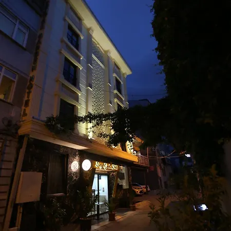 Senyor Garden 3*
